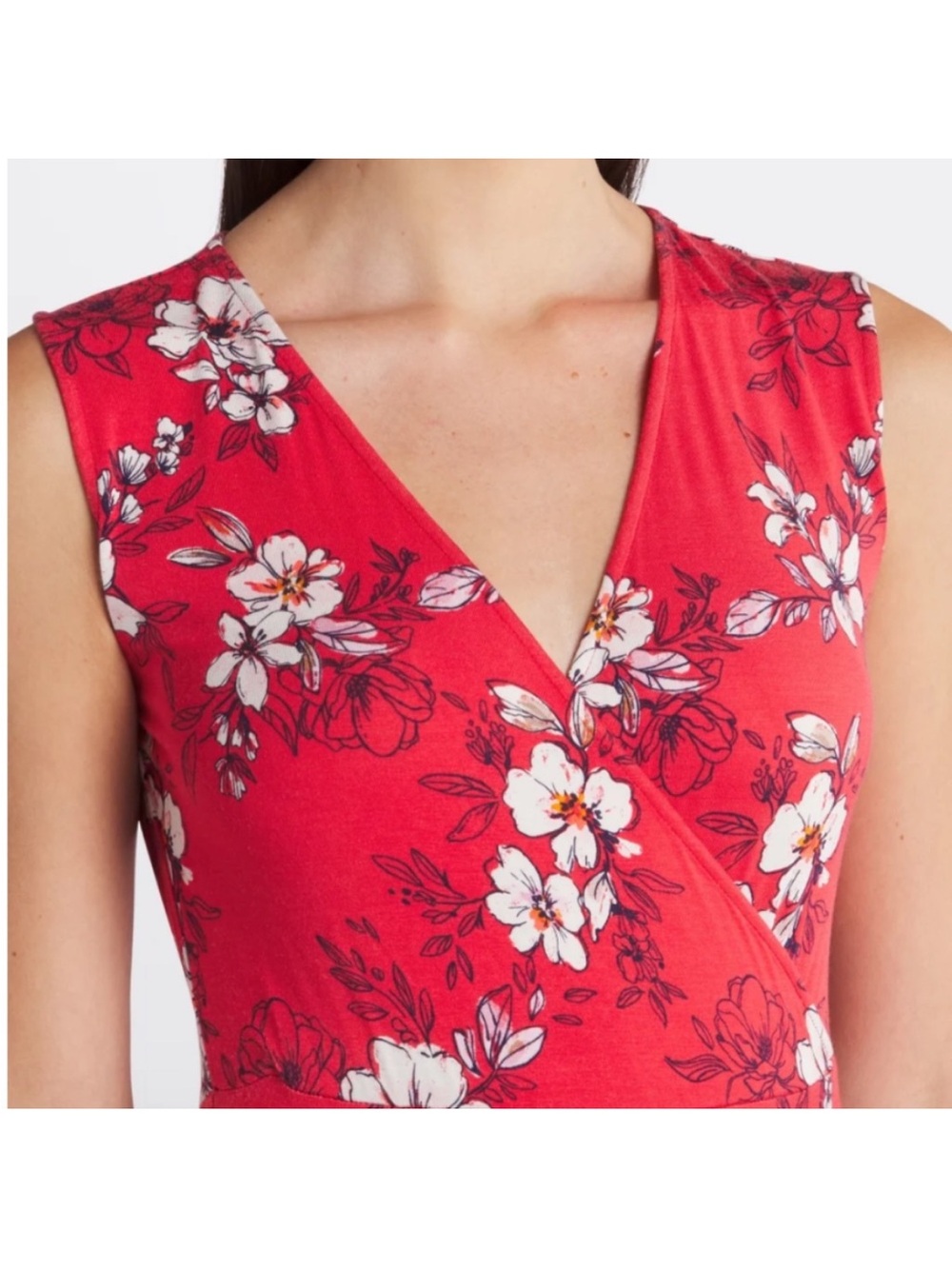 41 Hawthorn Red Floral V-Neck Wrap-Style Maxi Dress - Picture 4 of 9